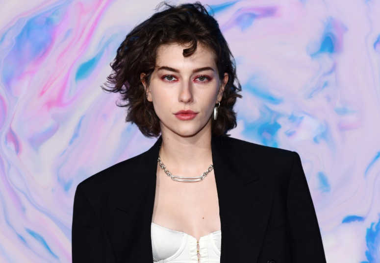 Очередь за исцелением. Кастинг второго сезона «Девяти совсем незнакомых людей»